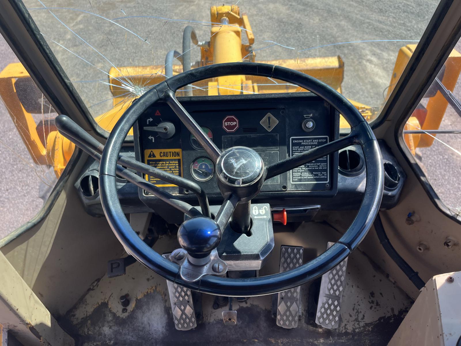 ./imagenes/INVOICE/2019/16278/JOHN DEERE 544E (10).JPG